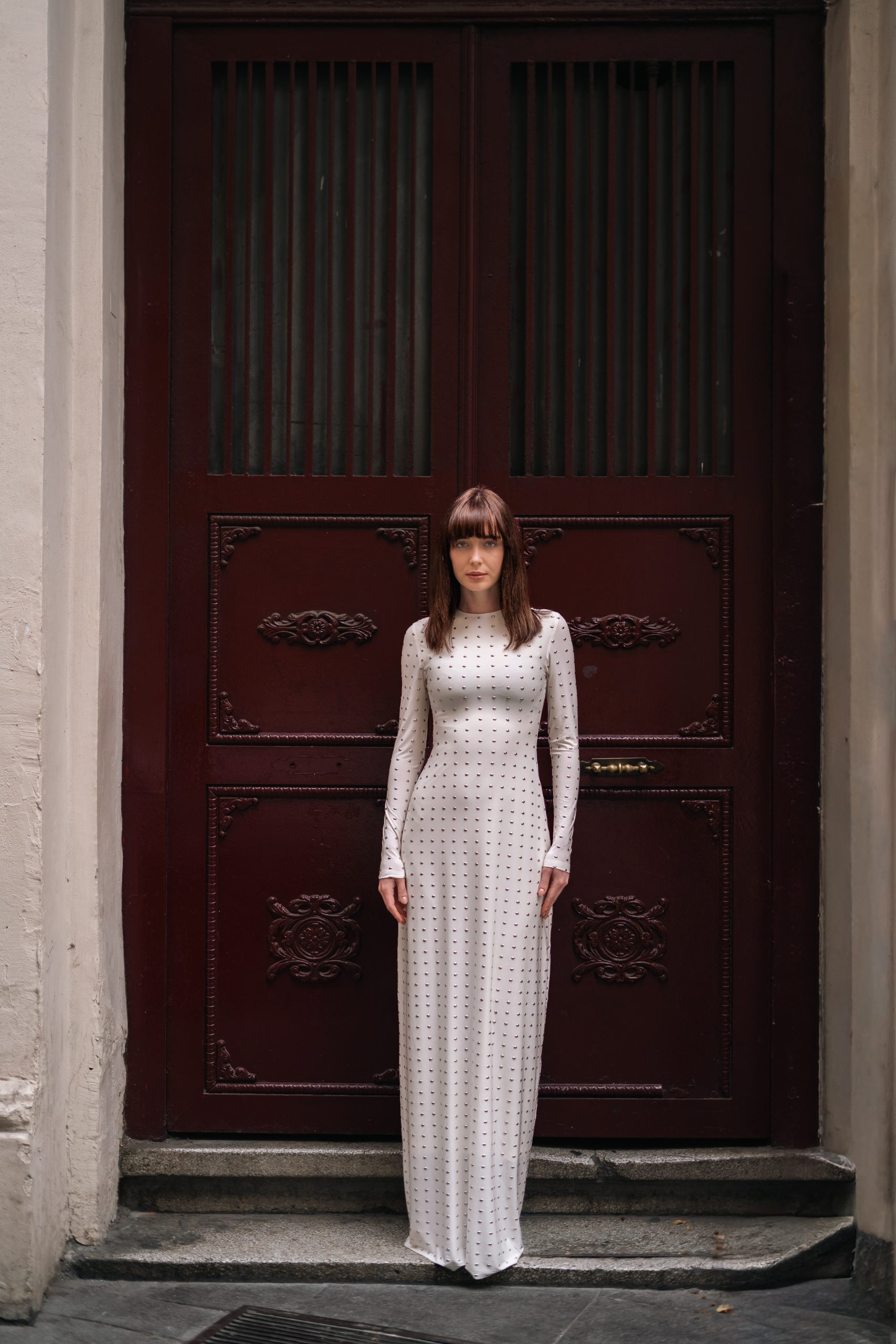 Tokyo Ekru Elbise | Metal Çivili Jarse Uzun Elbise